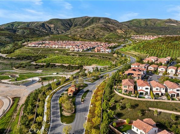 152 Toretta, Irvine CA 92602