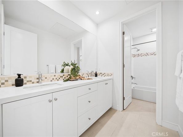 152 Toretta, Irvine CA 92602
