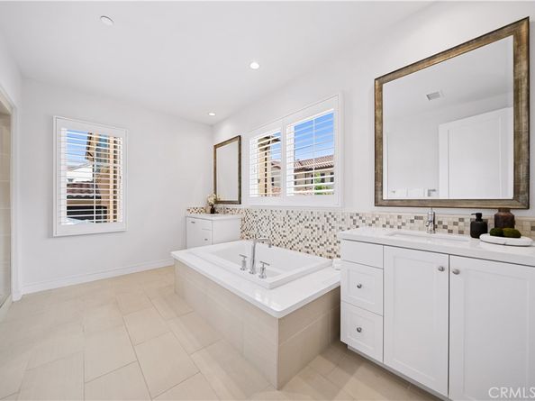 152 Toretta, Irvine CA 92602