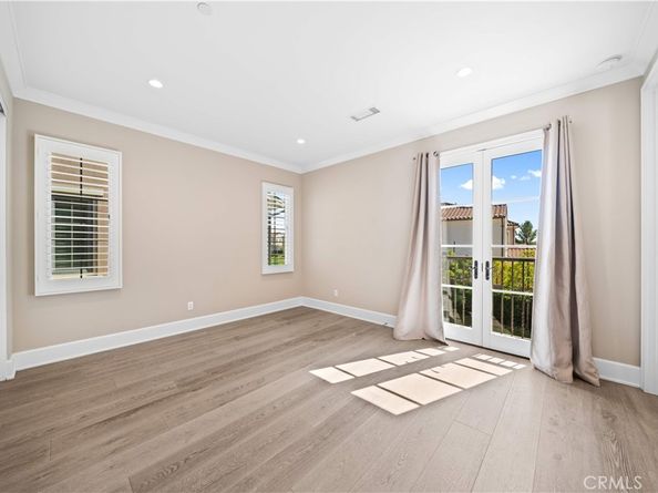 100 Viano, Irvine CA 92602