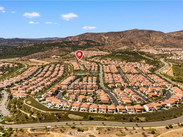 100 Viano, Irvine CA 92602