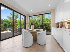 100 Viano, Irvine CA 92602
