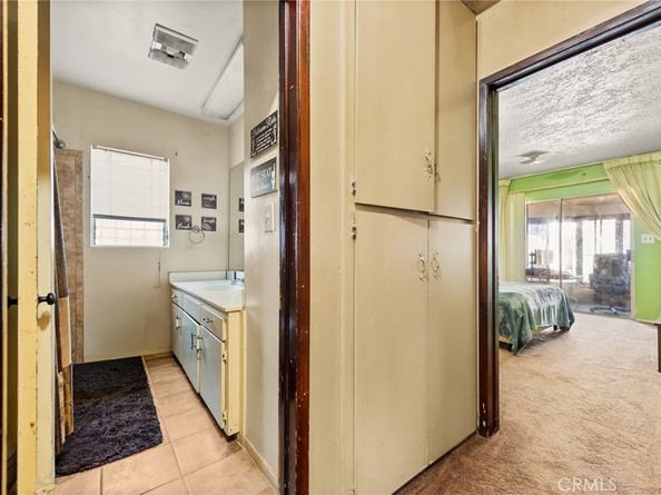 207 Los Angeles Avenue, Monrovia CA 91016