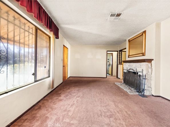 207 Los Angeles Avenue, Monrovia CA 91016