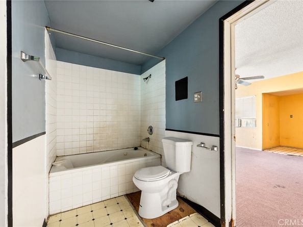 207 Los Angeles Avenue, Monrovia CA 91016