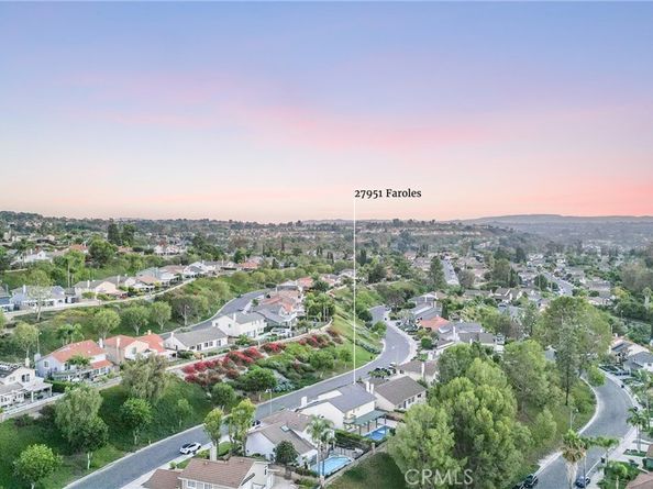 27951 Faroles, Mission Viejo CA 92692