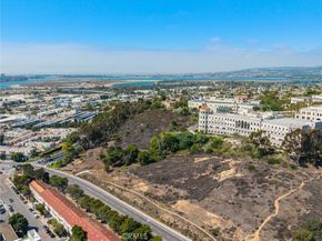 5649 5649 Lauretta, San Diego CA 92110