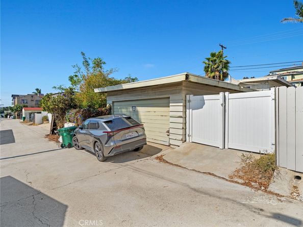 5649 5649 Lauretta, San Diego CA 92110