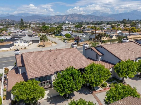 2261 E Badillo, Covina CA 91724