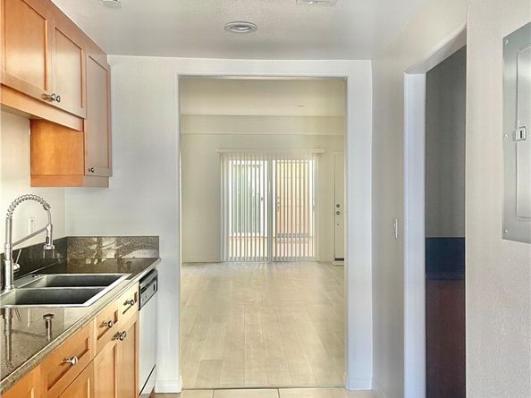 17168 Newhope 222, Fountain Valley CA 92708