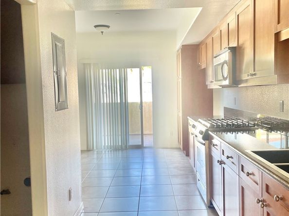 17168 Newhope 222, Fountain Valley CA 92708