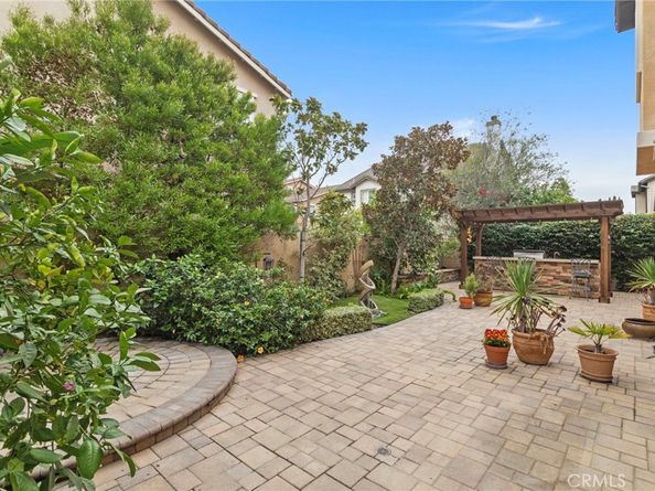 1858 W Meadowbrook, Santa Ana CA 92704