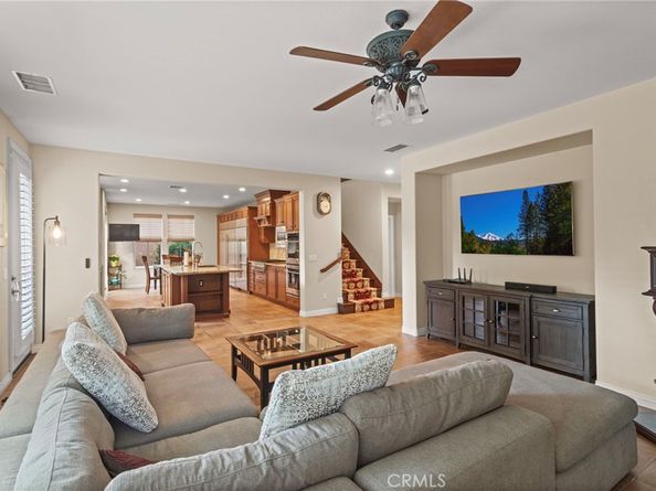 1858 W Meadowbrook, Santa Ana CA 92704