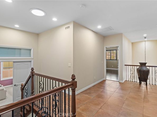 1858 W Meadowbrook, Santa Ana CA 92704