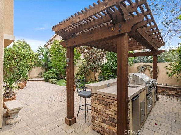 1858 W Meadowbrook, Santa Ana CA 92704