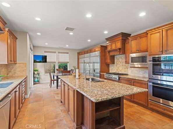 1858 W Meadowbrook, Santa Ana CA 92704