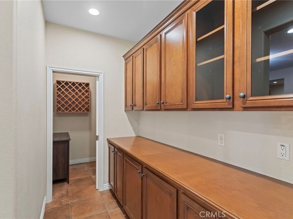 1858 W Meadowbrook, Santa Ana CA 92704