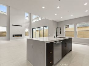 204 Stage, Irvine CA 92618