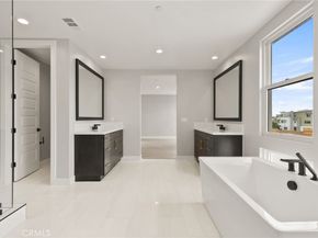 204 Stage, Irvine CA 92618