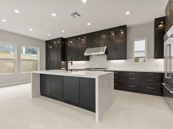 204 Stage, Irvine CA 92618