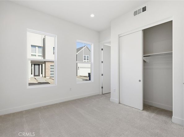 101 Red Oak, Lake Forest CA 92630