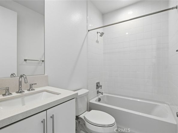 101 Red Oak, Lake Forest CA 92630