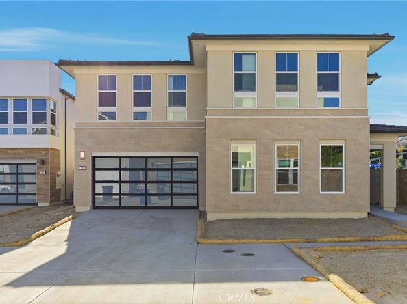 101 Red Oak, Lake Forest CA 92630