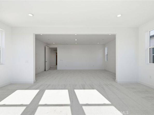 101 Red Oak, Lake Forest CA 92630