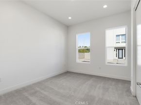 101 Red Oak, Lake Forest CA 92630