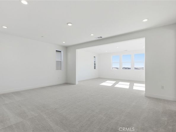 101 Red Oak, Lake Forest CA 92630