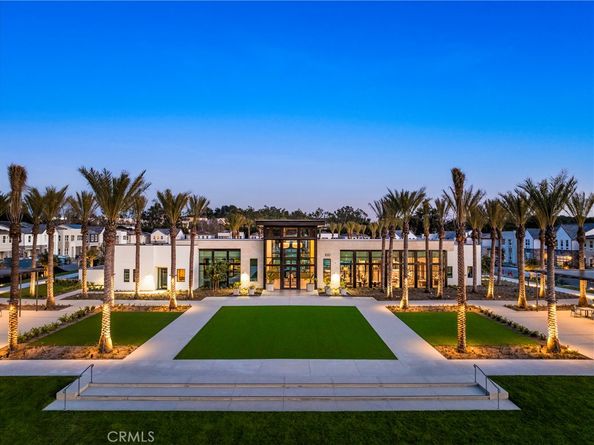 101 Red Oak, Lake Forest CA 92630