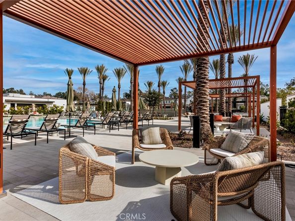 101 Red Oak, Lake Forest CA 92630