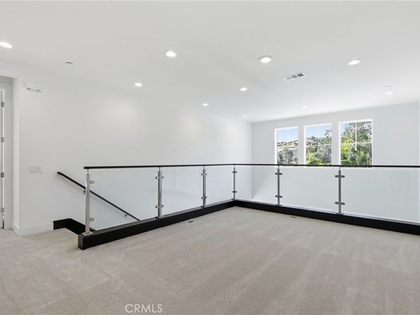 101 Red Oak, Lake Forest CA 92630