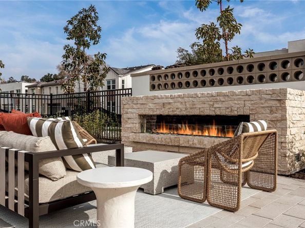 101 Red Oak, Lake Forest CA 92630