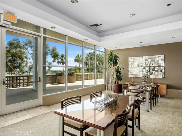 700 E Ocean 2406, Long Beach CA 90802