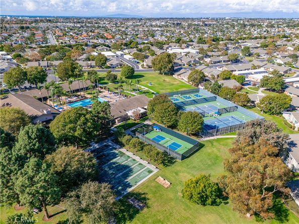 8777 Tulare Drive 411H, Huntington Beach CA 92646