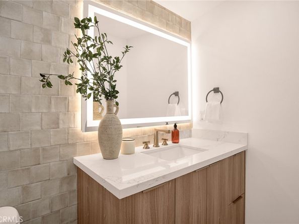 1012 Cory Avenue, West Hollywood CA 90069