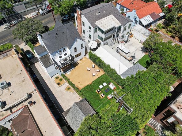 1012 Cory Avenue, West Hollywood CA 90069