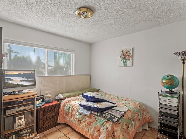 14263 Hubbard, Sylmar CA 91342