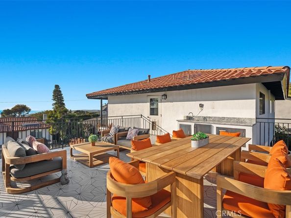 2870 Zell Drive, Laguna Beach CA 92651