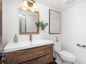 2870 Zell Drive, Laguna Beach CA 92651