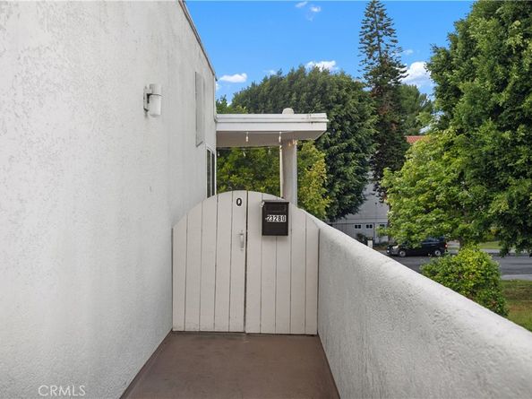 2328 Via Mariposa West Q, Laguna Woods CA 92637