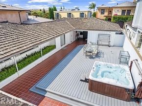 11 Harbor Island, Newport Beach CA 92660