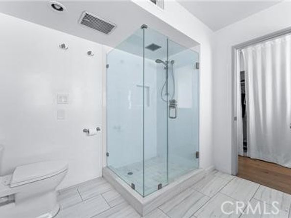 11 Harbor Island, Newport Beach CA 92660