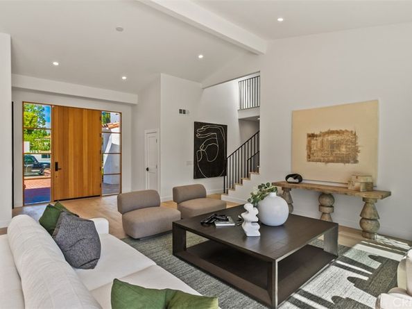 38 Royal Saint George, Newport Beach CA 92660