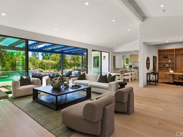 38 Royal Saint George, Newport Beach CA 92660