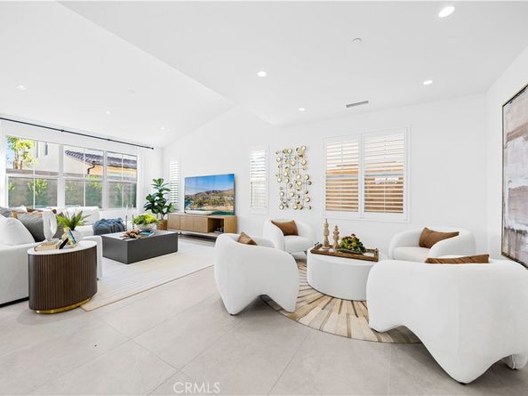 106 Albero, Irvine CA 92602