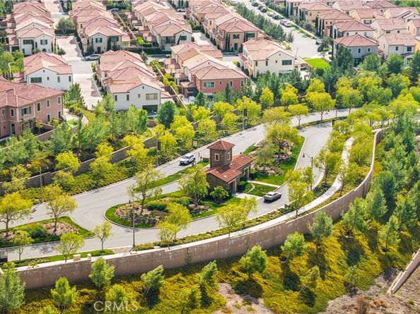 106 Albero, Irvine CA 92602