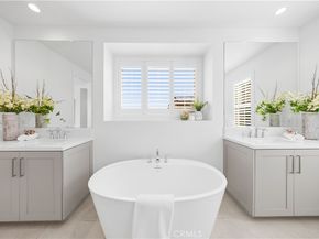 106 Albero, Irvine CA 92602