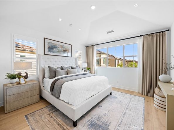 106 Albero, Irvine CA 92602